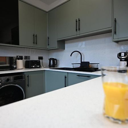 Luxury Two Bed Apartment - Cardiff City Centre エクステリア 写真