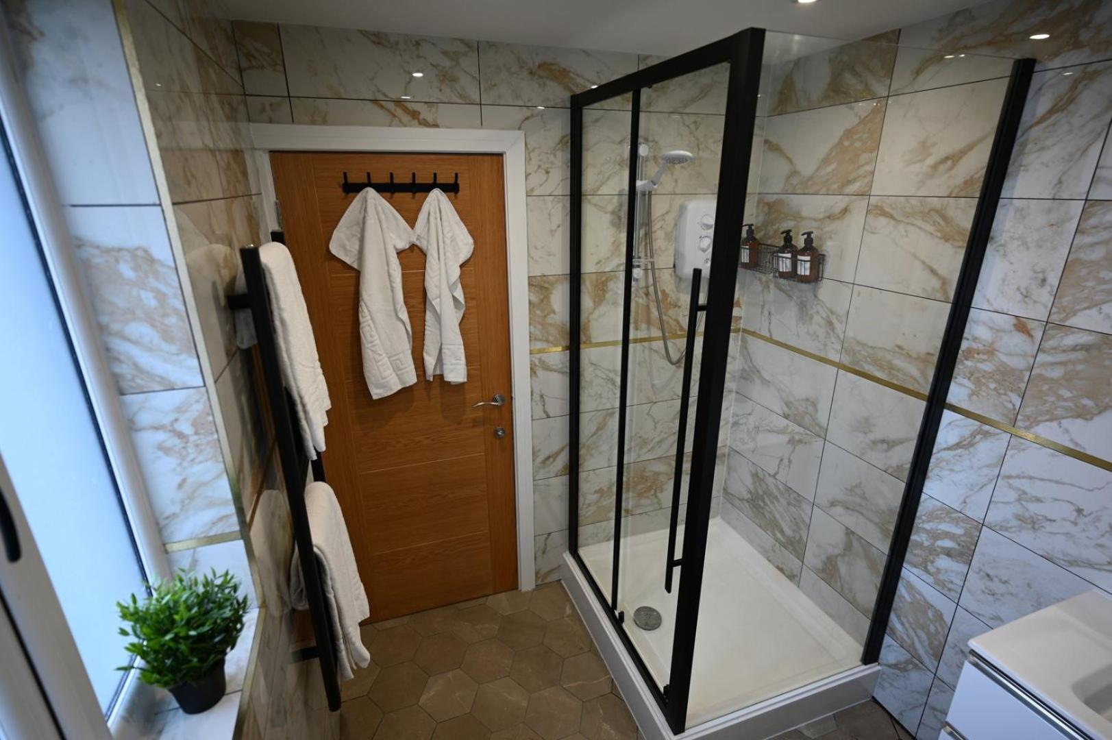 Luxury Two Bed Apartment - Cardiff City Centre エクステリア 写真